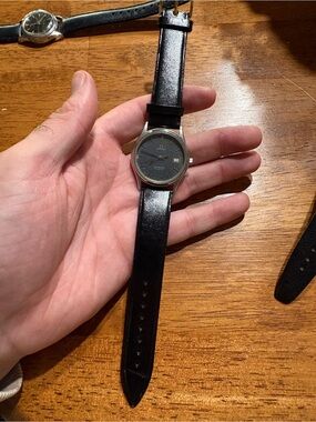 OMEGA Seamaster Cal.1430 Quartz Silver Men's Dress Watch